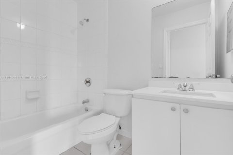 Villa ou maison à vendre à Homestead, Floride: 3 chambres, 113.43 m2 № 1932434 - photo 18