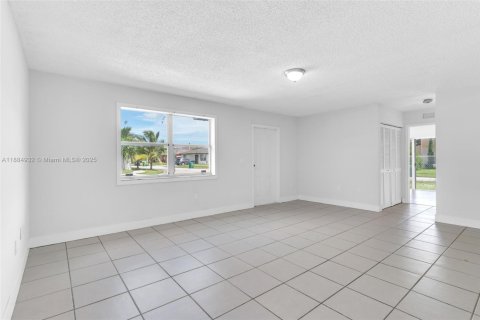 Villa ou maison à vendre à Homestead, Floride: 3 chambres, 113.43 m2 № 1932434 - photo 6