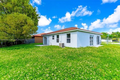 Villa ou maison à vendre à Homestead, Floride: 3 chambres, 113.43 m2 № 1932434 - photo 28