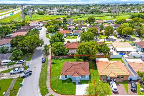 Villa ou maison à vendre à Homestead, Floride: 3 chambres, 113.43 m2 № 1932434 - photo 29