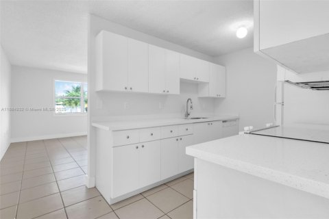 Villa ou maison à vendre à Homestead, Floride: 3 chambres, 113.43 m2 № 1932434 - photo 9