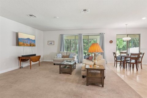 House in Tampa, Florida 4 bedrooms, 240.34 sq.m. № 1816551 - photo 3