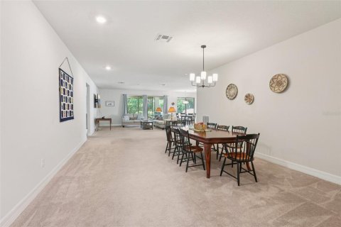 House in Tampa, Florida 4 bedrooms, 240.34 sq.m. № 1816551 - photo 10