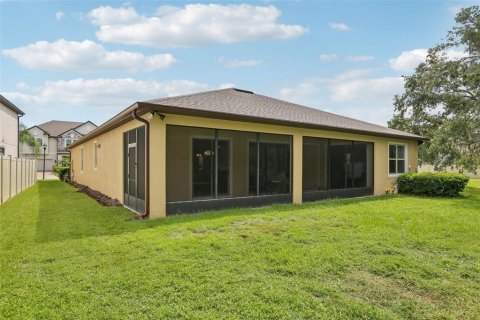 House in Tampa, Florida 4 bedrooms, 240.34 sq.m. № 1816551 - photo 7