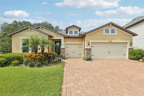 House in Tampa, Florida 4 bedrooms, 240.34 sq.m. № 1816551 - photo 1