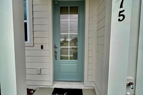 Townhouse in Davenport, Florida 3 bedrooms, 153.57 sq.m. № 1803345 - photo 2