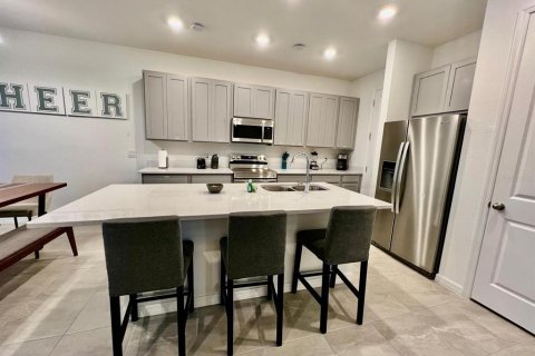 Touwnhouse à vendre à Davenport, Floride: 3 chambres, 153.57 m2 № 1803345 - photo 4