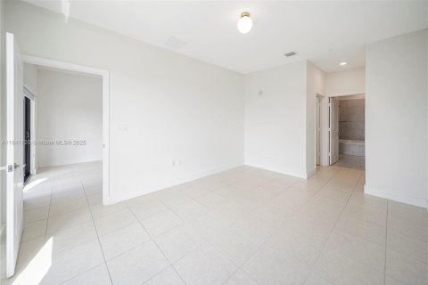 Copropriété à vendre à Doral, Floride: 1 chambre, 68.56 m2 № 1836151 - photo 8