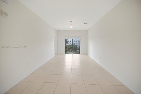 Copropriété à vendre à Doral, Floride: 1 chambre, 68.56 m2 № 1836151 - photo 2