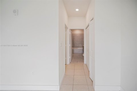 Copropriété à vendre à Doral, Floride: 1 chambre, 68.56 m2 № 1836151 - photo 11