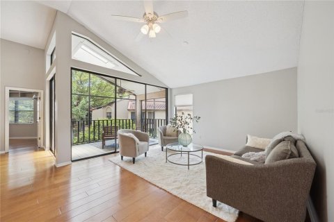 Condo in Orlando, Florida, 3 bedrooms  № 2148052 - photo 9
