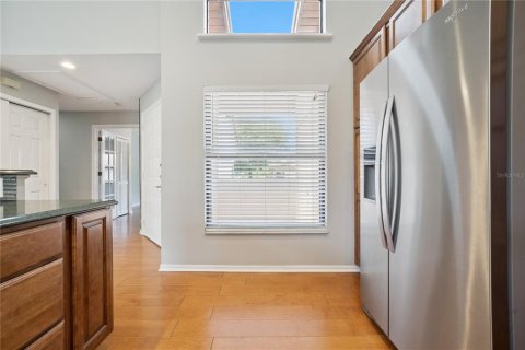 Condo in Orlando, Florida, 3 bedrooms  № 2148052 - photo 12