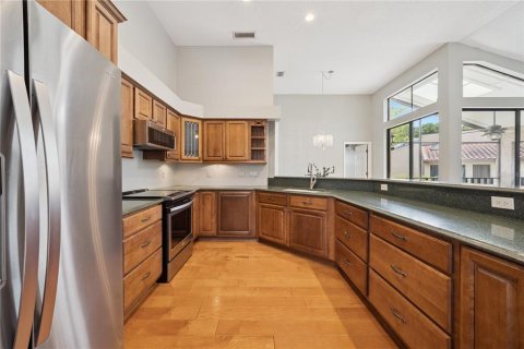 Condo in Orlando, Florida, 3 bedrooms  № 2148052 - photo 13