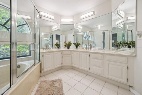 Condo in Orlando, Florida, 3 bedrooms  № 2148052 - photo 24