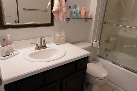 Condo in Celebration, Florida, 3 bedrooms  № 2222620 - photo 8