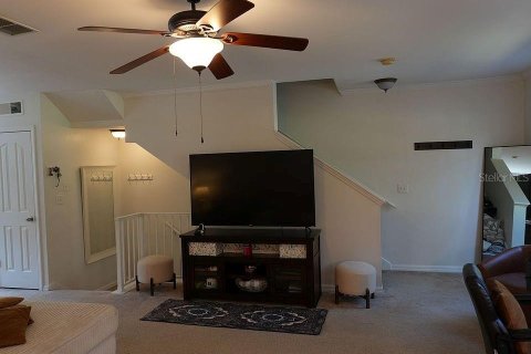 Condo in Celebration, Florida, 3 bedrooms  № 2222620 - photo 16