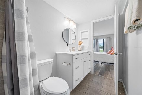 Condominio en venta en Seminole, Florida, 2 dormitorios, 111.48 m2 № 1773516 - foto 21