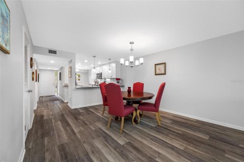 Condominio en venta en Seminole, Florida, 2 dormitorios, 111.48 m2 № 1773516 - foto 12