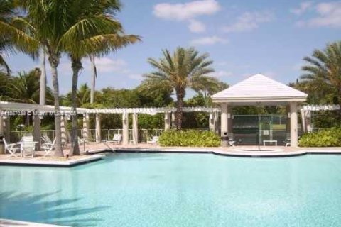 Condo in Miami, Florida  № 1932931 - photo 19