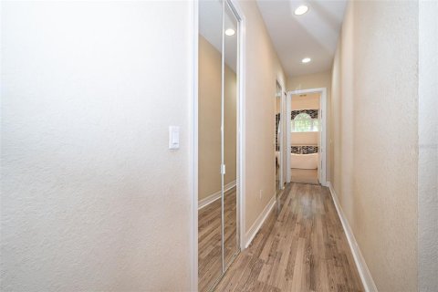 House in Winter Garden, Florida 5 bedrooms, 286.23 sq.m. № 1815383 - photo 22