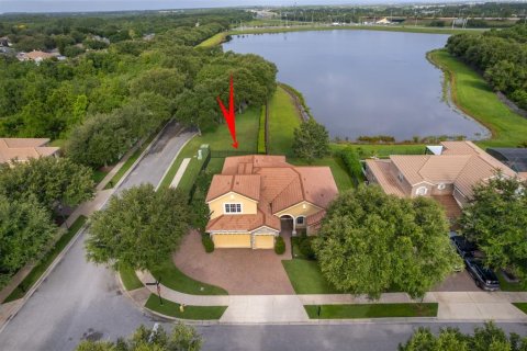 House in Winter Garden, Florida 5 bedrooms, 286.23 sq.m. № 1815383 - photo 5