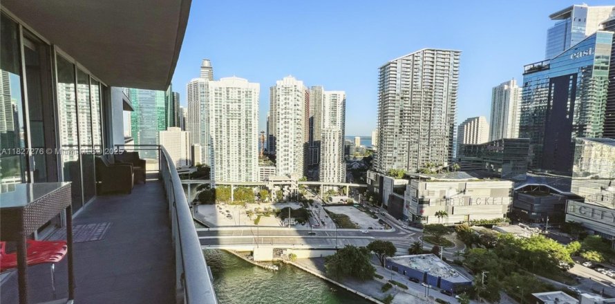 Condo à Miami, Floride, 2 chambres № 1799522