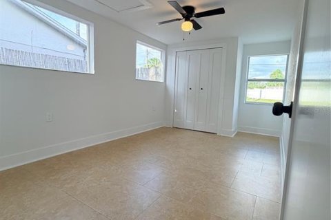 Villa ou maison à vendre à New Port Richey, Floride: 3 chambres, 99.59 m2 № 2280307 - photo 21
