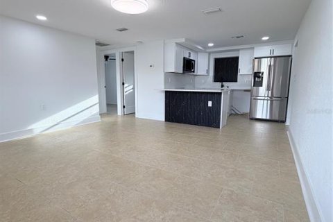 Villa ou maison à vendre à New Port Richey, Floride: 3 chambres, 99.59 m2 № 2280307 - photo 10