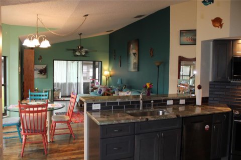 Copropriété à vendre à Dunedin, Floride: 2 chambres, 118.82 m2 № 2354528 - photo 6