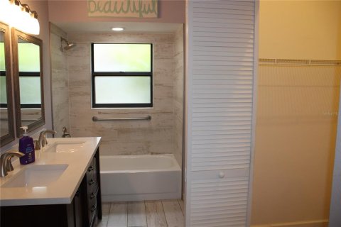 Copropriété à vendre à Dunedin, Floride: 2 chambres, 118.82 m2 № 2354528 - photo 20
