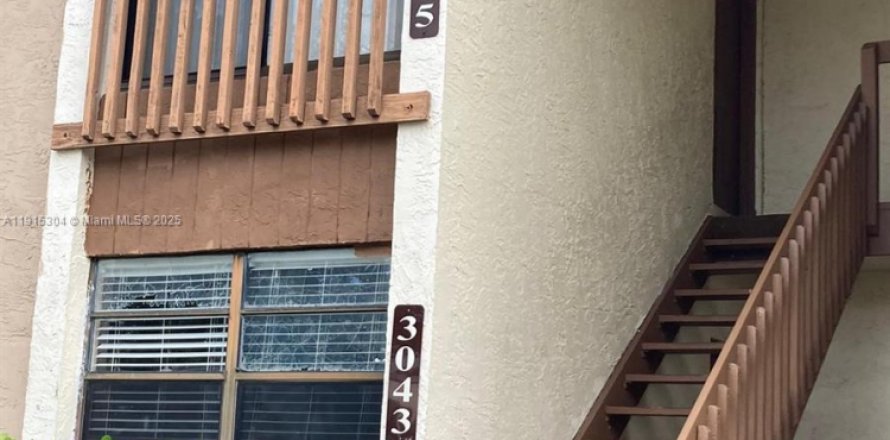 Condo in Coral Springs, Florida, 2 bedrooms  № 1973783