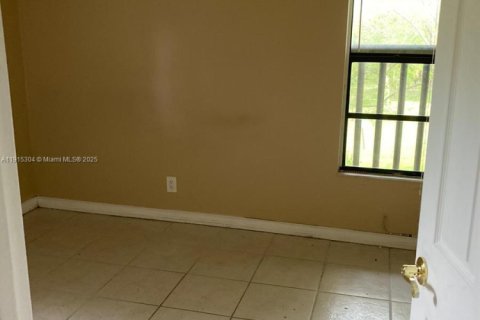 Condo in Coral Springs, Florida, 2 bedrooms  № 1973783 - photo 13