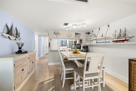 Condominio en venta en Tierra Verde, Florida, 2 dormitorios, 96.62 m2 № 1593309 - foto 13