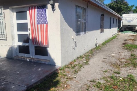 Villa ou maison à Miami, Floride 3 chambres, 148.27 m2 № 2007088