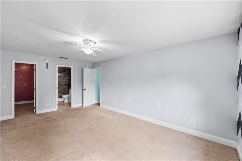 House in Ocala, Florida 3 bedrooms, 139.54 sq.m. № 1878095 - photo 16