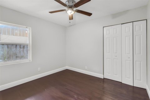 Casa en venta en North Lauderdale, Florida, 3 dormitorios, 117.52 m2 № 2260261 - foto 16