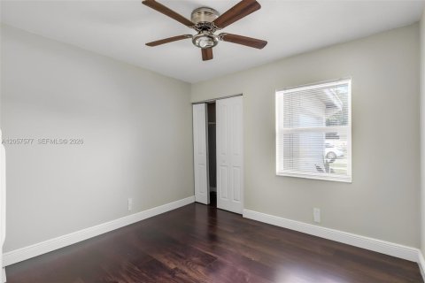 Casa en venta en North Lauderdale, Florida, 3 dormitorios, 117.52 m2 № 2260261 - foto 24