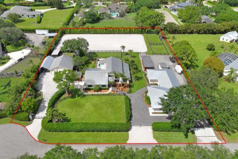 House in Wellington, Florida 1 bedroom, 46.82 sq.m. № 2158318 - photo 28