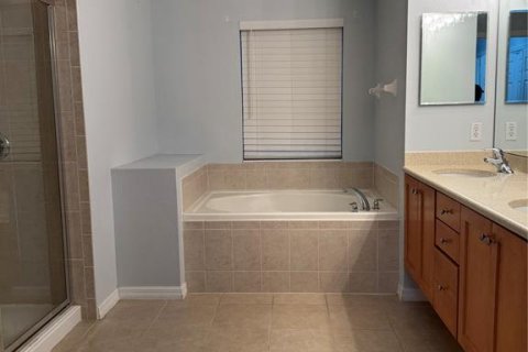 Casa en alquiler en Casselberry, Florida, 3 dormitorios, 241.27 m2 № 1858372 - foto 17