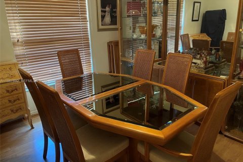 Casa en venta en Plantation, Florida, 3 dormitorios, 170.85 m2 № 2029283 - foto 4