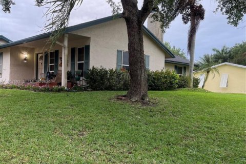 Casa en venta en Plantation, Florida, 3 dormitorios, 170.85 m2 № 2029283 - foto 25