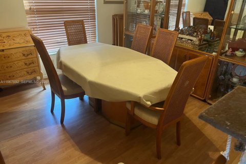 Casa en venta en Plantation, Florida, 3 dormitorios, 170.85 m2 № 2029283 - foto 5