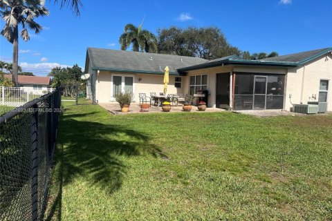 Casa en venta en Plantation, Florida, 3 dormitorios, 170.85 m2 № 2029283 - foto 23