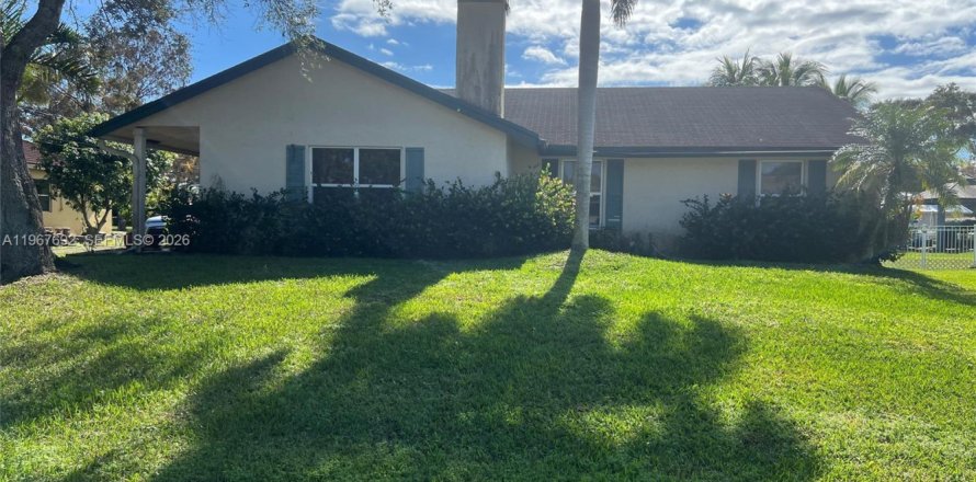 Casa en Plantation, Florida 3 dormitorios, 170.85 m2 № 2029283