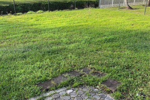 Casa en venta en Plantation, Florida, 3 dormitorios, 170.85 m2 № 2029283 - foto 16