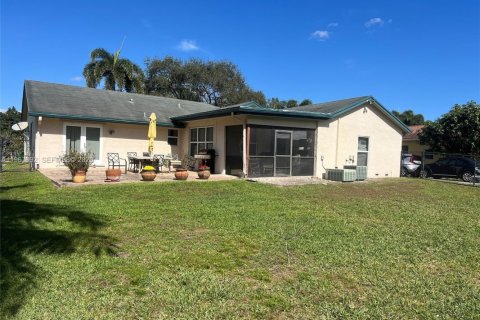 Casa en venta en Plantation, Florida, 3 dormitorios, 170.85 m2 № 2029283 - foto 20
