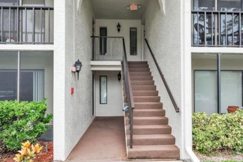 Condo in Palm Harbor, Florida, 1 bedroom  № 1919168 - photo 7