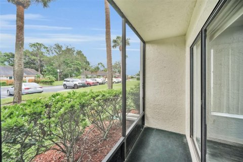 Condo in Palm Harbor, Florida, 1 bedroom  № 1919168 - photo 27