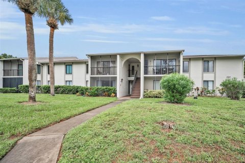 Condo in Palm Harbor, Florida, 1 bedroom  № 1919168 - photo 5