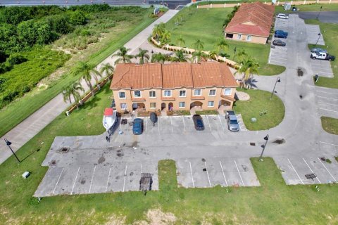Commercial property in Lake Placid, Florida 143.07 sq.m. № 1856039 - photo 21